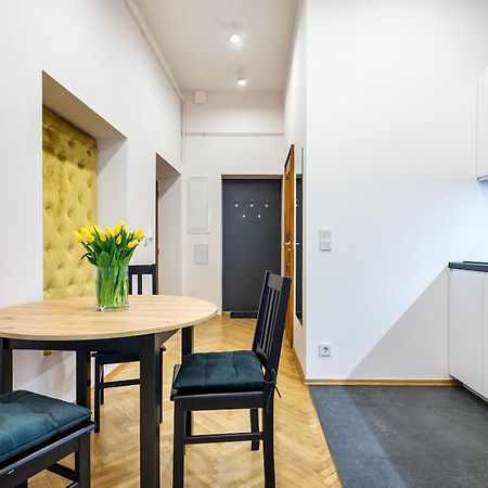 Tyzenhauz Apartments Old Town Krakow Luaran gambar