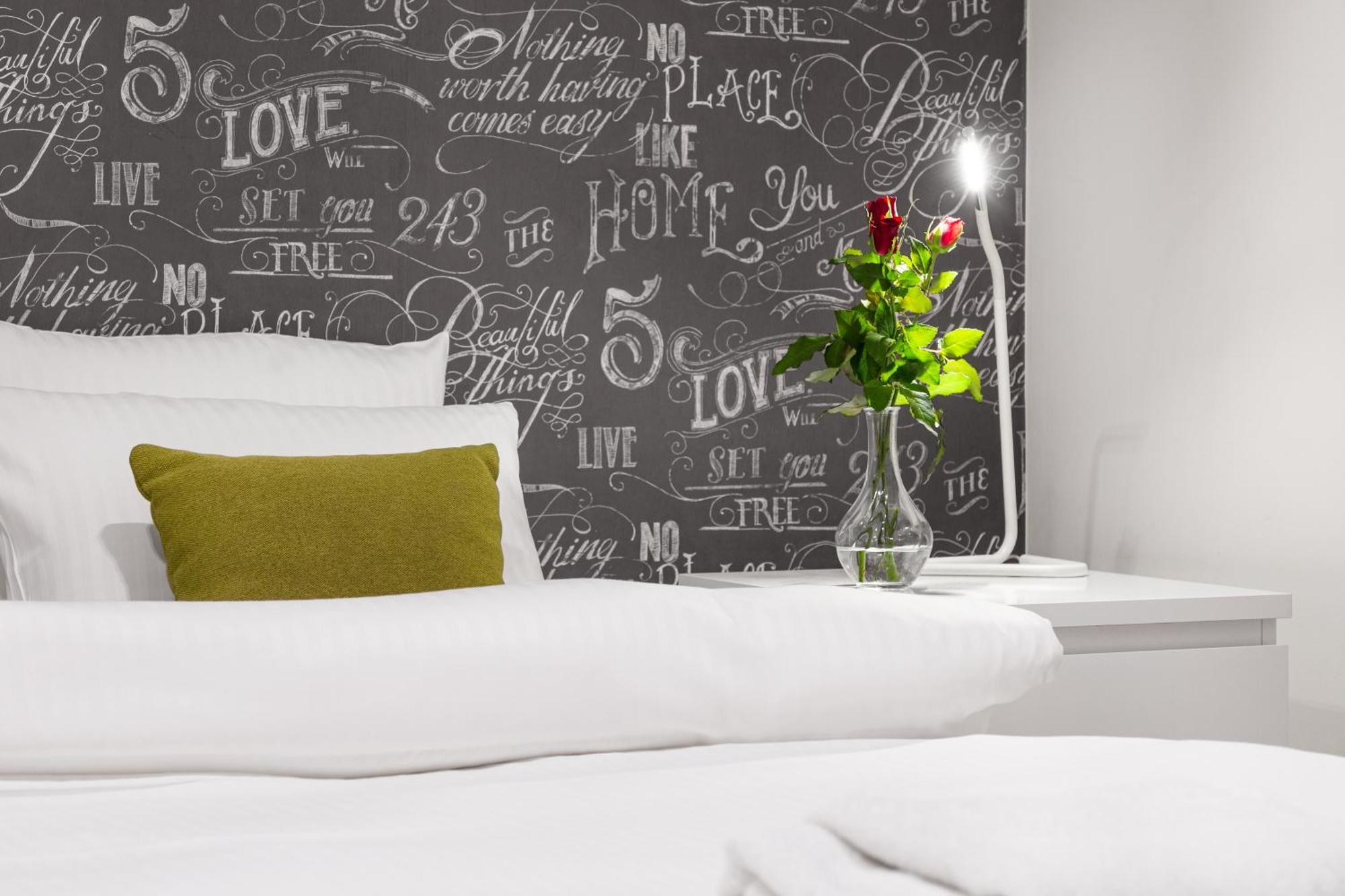 Tyzenhauz Apartments Old Town Krakow Bilik gambar