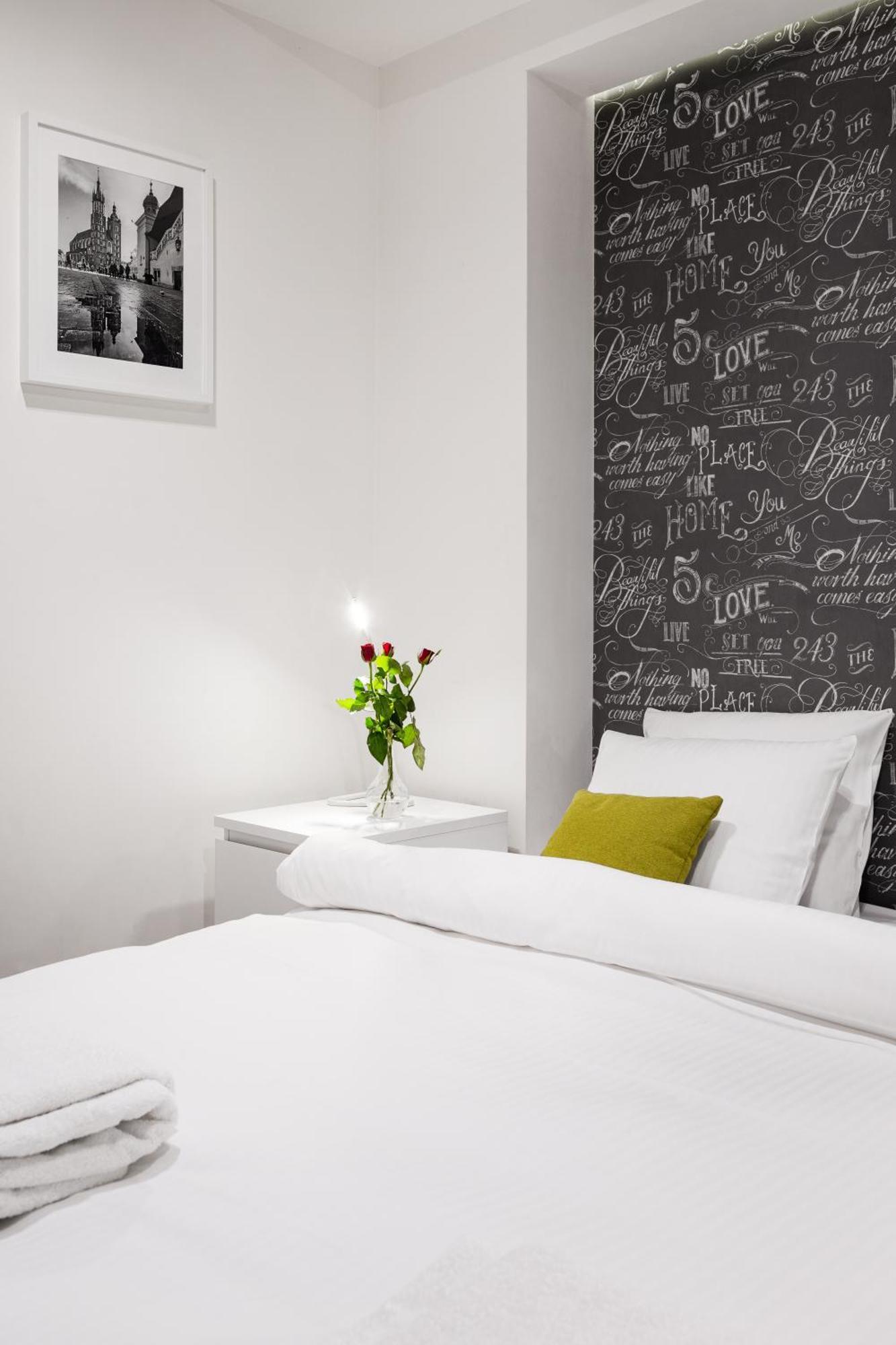 Tyzenhauz Apartments Old Town Krakow Luaran gambar